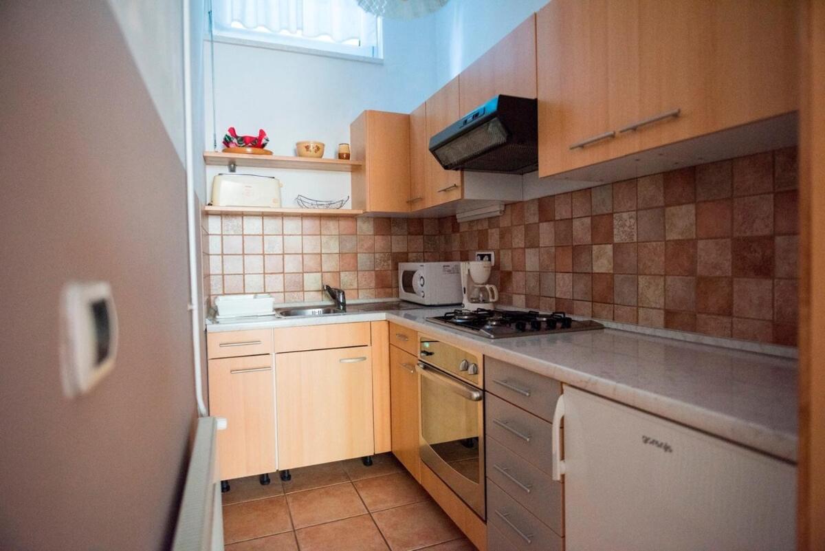 Апартаменти Hisa Taljat Мост-на-Сочі Екстер'єр фото